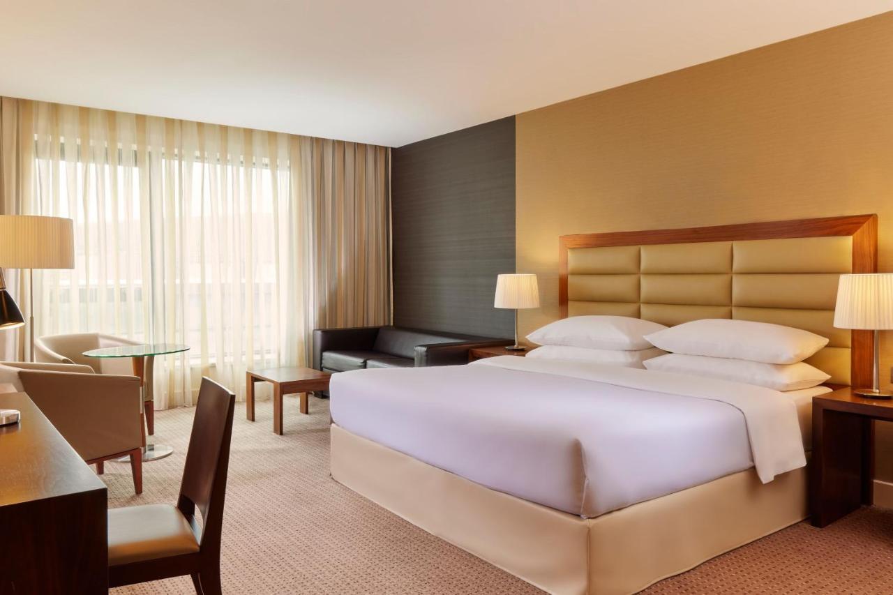 Sheraton Athlone Hotel Ngoại thất bức ảnh